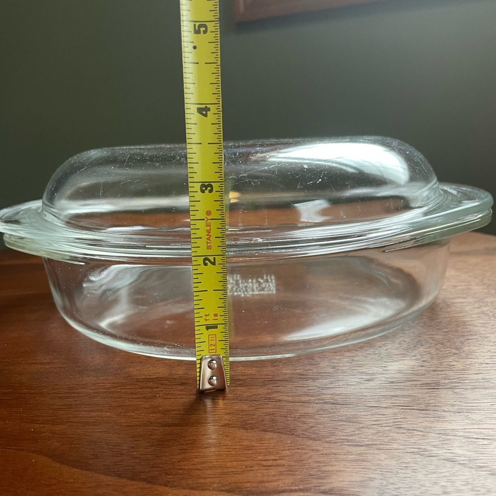 Vintage PYREX Clear Glass Round Baking Dish with Lid - Picture 7 of 8